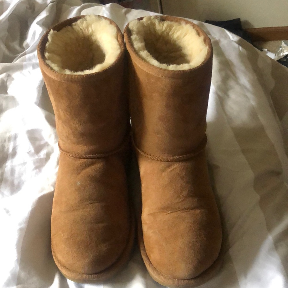 Grade school Ugg’s 6.